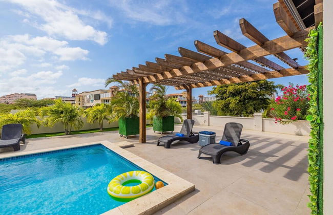 NEW 6BR Villa w Pool Across Street Palmbeach - Foto 34