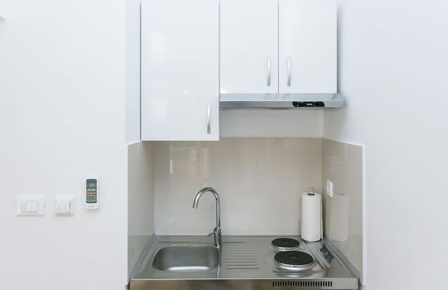 Studios IM - Photo 16