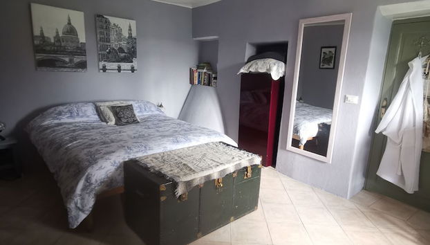 Cozy Mountain Apartment Retreat in Bajardo - Foto 2, Quarto