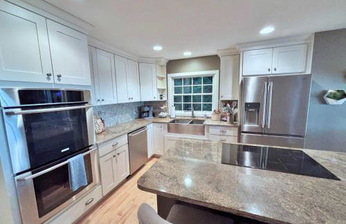 Spectacular Suttons Bay Stay - Game Room Kayaks Pizza Oven & More - Foto 28