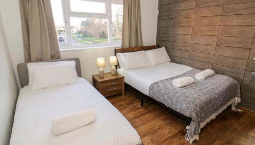 Leamington Spa House with 4 Bedrooms - Foto 5