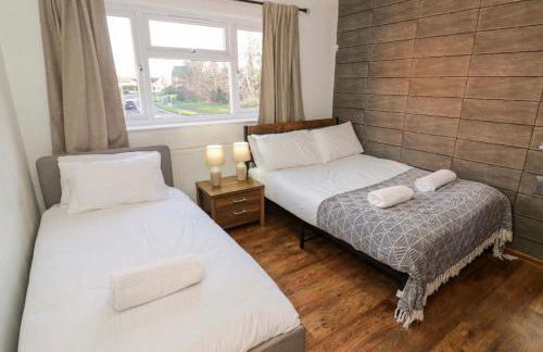 Leamington Spa House with 4 Bedrooms - Foto 5