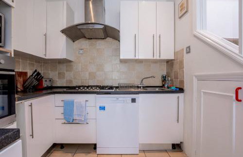 Huge 4 BR, 30s to Tube, 3 Bath & Gym Gear - Foto 7