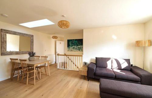 Number 27, Swanpool - Foto 1