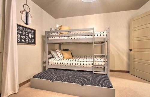 Townhome with Private Hot Tub, 8 Mi to Downtown - Foto 19