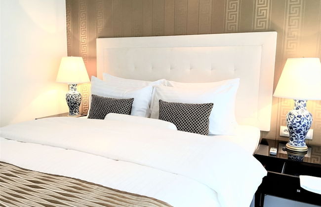 MONDRIAN Luxury Suites & Apartments Old Town Market Square - Photo 23