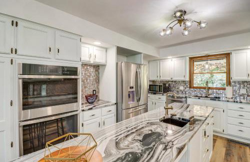 Tranquil Lakefront Greers Ferry Escape with Fire Pit - Foto 11