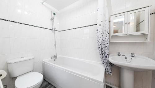 Cosy Semidetached Home - Foto 3, Shower