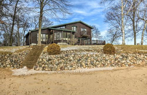 Lake Nokomis Escape with Dock and Beach Access - Foto 38