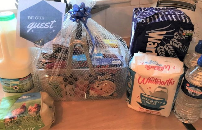 Balcony Apartment - Spacious 2 Large Beds - Photo 6