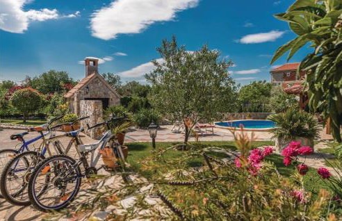 Two-Bedroom Holiday Home In Zemunic Gornji - Foto 17