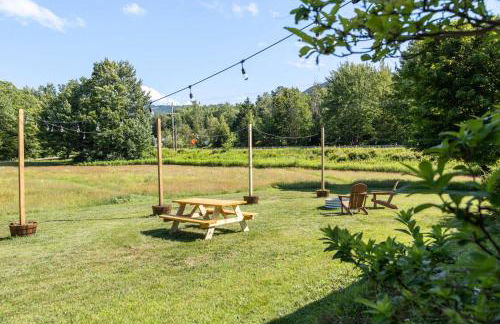 Smuggler's Notch Mountain House with hot tub & river - Foto 55