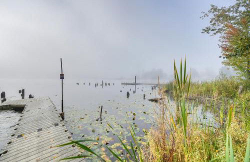 Lakefront Mount Vernon Home with Private Dock! - Foto 27