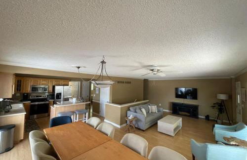 120 Creel Home away from Home for 22 at the Lake - Foto 14