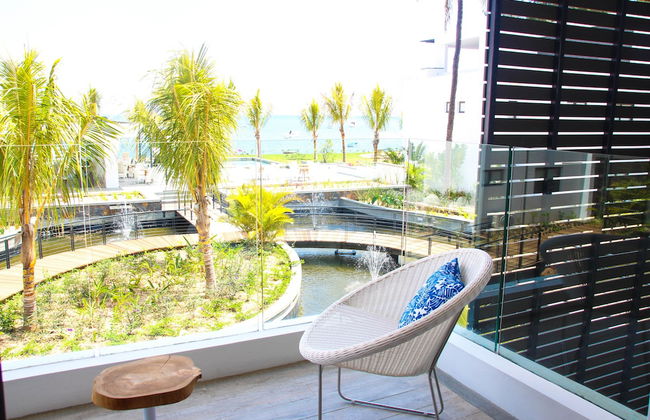 Latitude Luxury Seafront Apartments - Foto 37