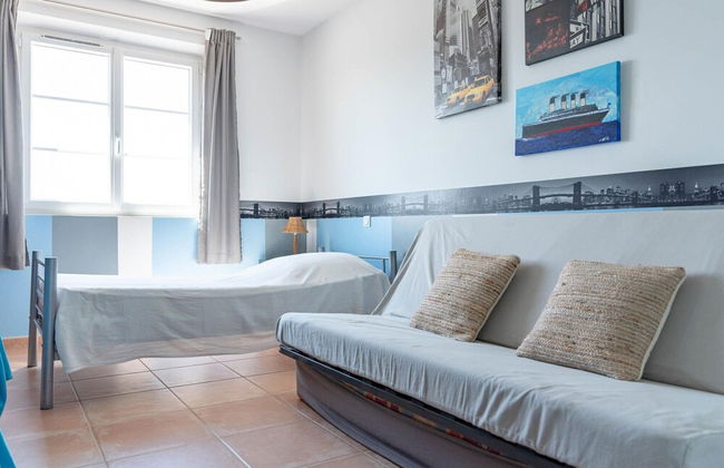 French Bastide, Located in an Olive Grove - Photo 15