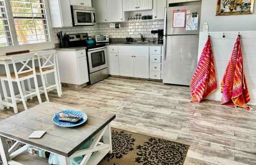 Gorgeous Beach view balcony with heated pool - Foto 21