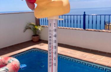 Villa in Nerja with private pool and sea view - Foto 1