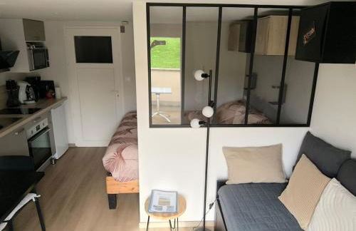 Aux pieds de la colline de Mousson - Foto 16