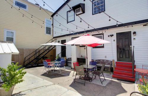 Captivating Conti Hideaway- Mid-City Perfection - Foto 20