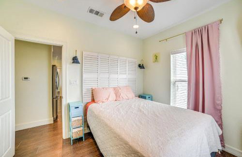 Canal-Front Coastal Getaway in Gilchrist with Deck - Foto 23