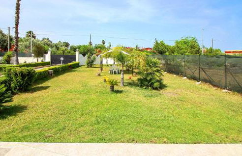 Amazing Home In Floridia - Photo 19