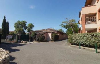 Les Capitouls - avec entrée autonome, clim neuve, jardin, parking privé & sa piscine ! - - Foto 30