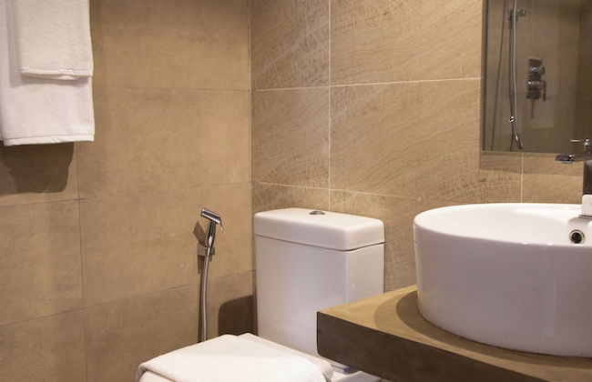 Marine Suites - Photo 72