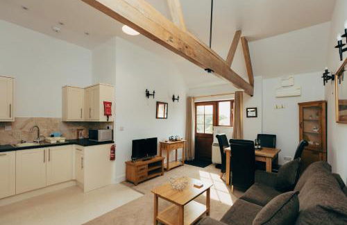 Luccombe Farm Holiday Cottages - Photo 38