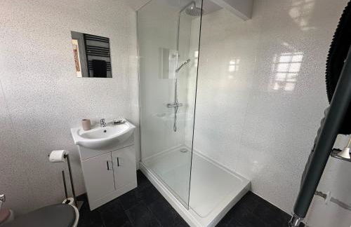 Dwylig Isa Holiday Cottages - Photo 18