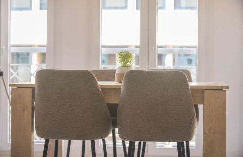 Magnificent- 2Bd 2Bth- City Center - Photo 7