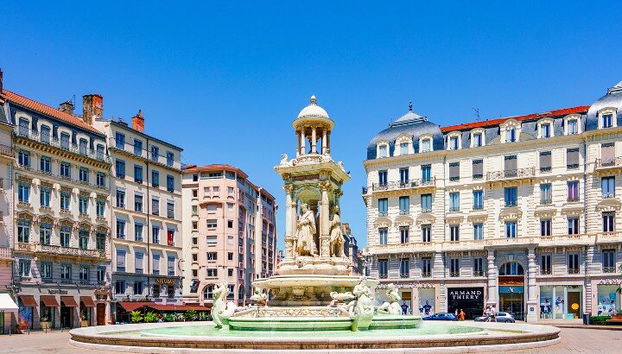 Tour a pie autoguiado de Lyon con una aplicación - Foto 2