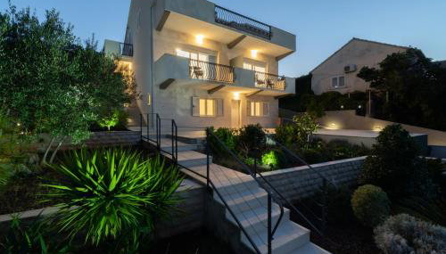 WISH Apartments - Photo 2