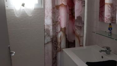 Petite maison avec jardin privé - Foto 2