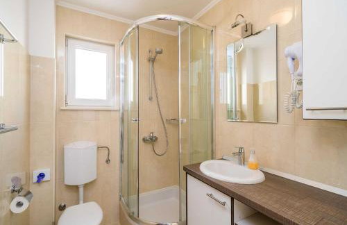 Villa Samba - Two Bedroom Apartment with Balcony and Sea View - Foto 17