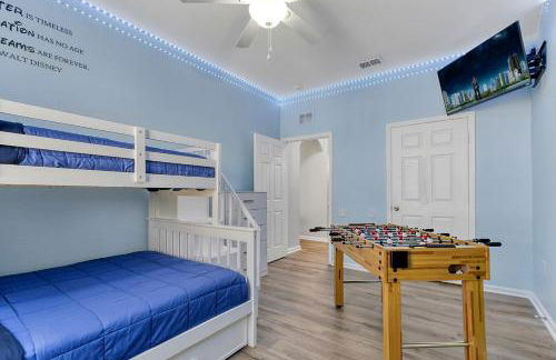 The Perch-2 Miles from Disney, Movie Theatre & Water Park - Foto 12
