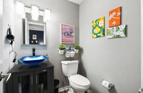 AT and T is steps away 2BD unit - Foto 30