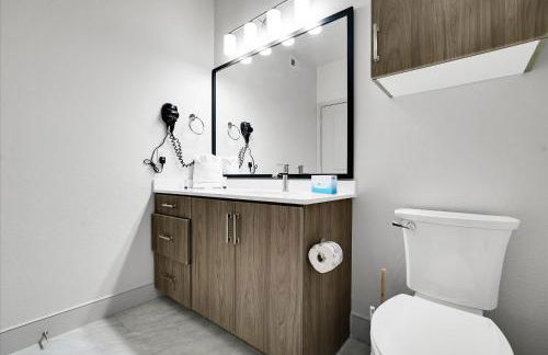 Global Luxury Suites near Liberty Station - Foto 11