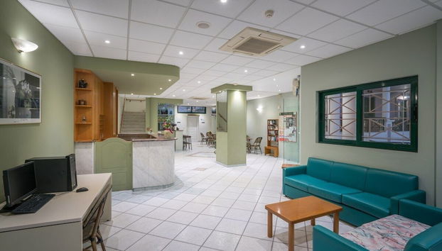 Coin salon dans le hall