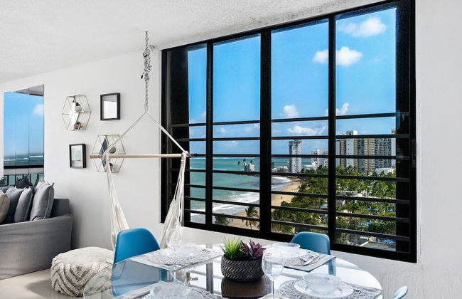 Maria Beach 1BDR Oceanfront Pool Parking - Photo 9