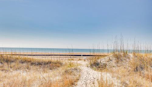 Steps to Sand! Condo w/ 2 Pools in Atlantic Beach - Photo 3