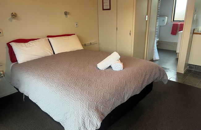 Pinewood Motels - Foto 12