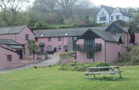 The Farmhouse - Photo 16