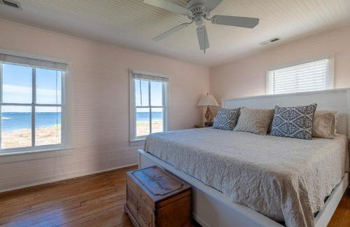 Sawyers Lodge - Historic Soundfront Home, Pool, Hot Tub, Boat Launch, Kayaks, Pets OK, Flex Stays - Foto 41