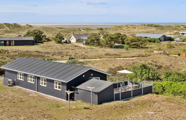 3 bedroom House in Sønderho with terrace - Photo 8