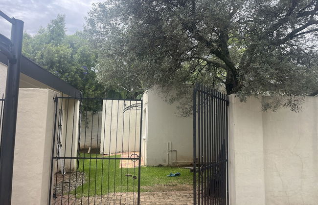 4th Road accommodation - Photo 12