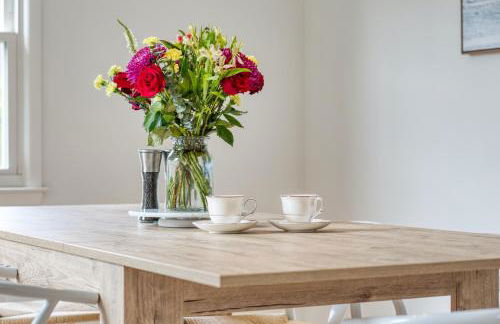 Fairfield Cottage -Top Rated Gem, Fire Pit, Near Beach, 90 Min to NYC - Foto 14