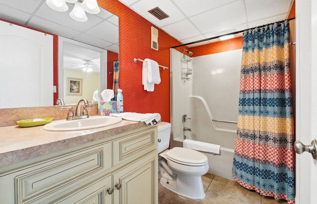 Edgewater Tower 2 Unit 409 - Foto 12