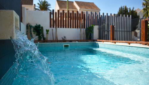 APART TURISTICOS MARINE REST LA MANGA MAR MENOR piscinas privadas - Foto 4