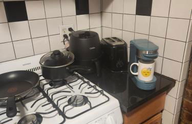 In the heart of nyc! Time sq, theater district, javits center - Foto 7